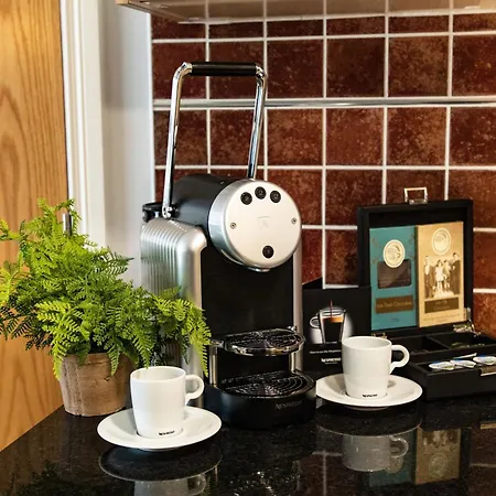 فندق Coast And اهينتش