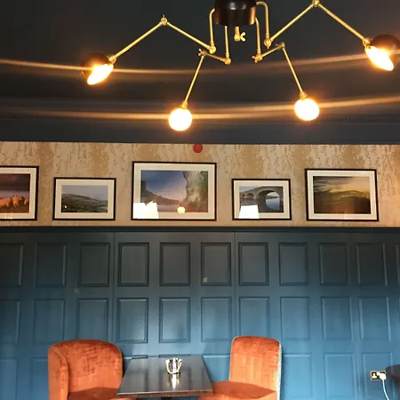 Coast And Отель